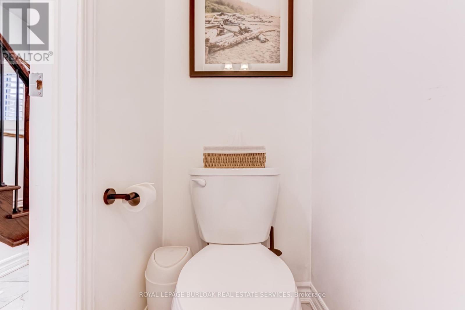 137 Mcmonies Drive, Hamilton, Ontario  L8B 0A6 - Photo 24 - X12927736