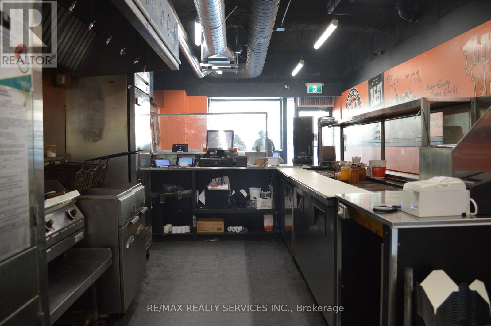 85 Macdonell Street, Guelph, Ontario  N1H 2Z7 - Photo 5 - X12927750