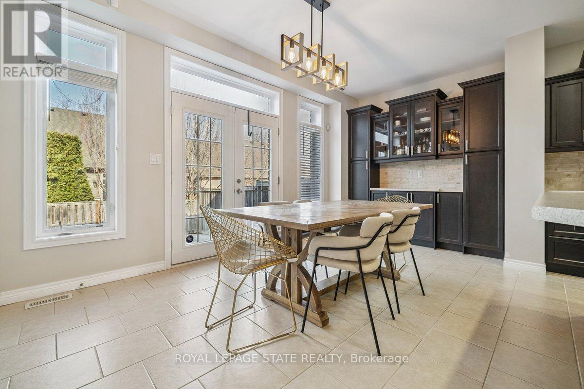 77 Peach Tree Lane, Grimsby, Ontario  L3M 0C1 - Photo 12 - X12927752