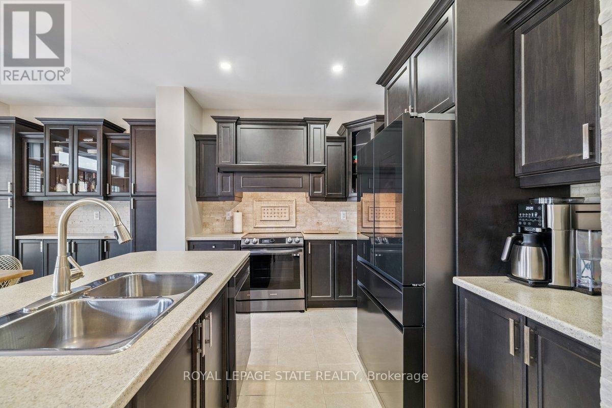 77 Peach Tree Lane, Grimsby, Ontario  L3M 0C1 - Photo 16 - X12927752