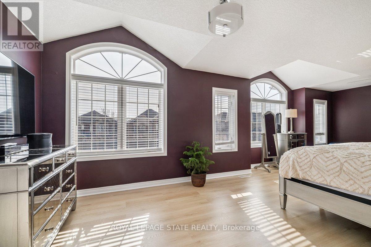 77 Peach Tree Lane, Grimsby, Ontario  L3M 0C1 - Photo 23 - X12927752