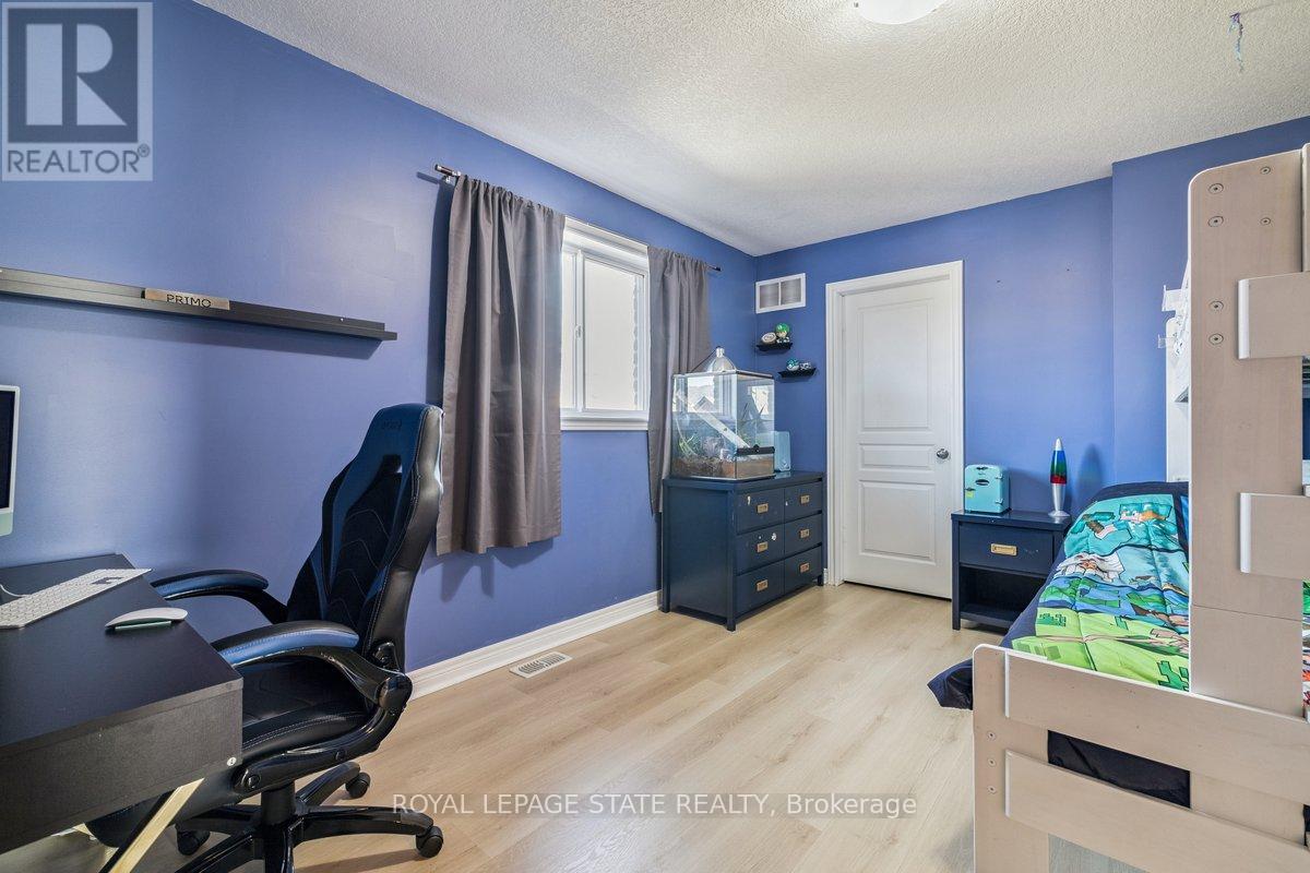 77 Peach Tree Lane, Grimsby, Ontario  L3M 0C1 - Photo 30 - X12927752