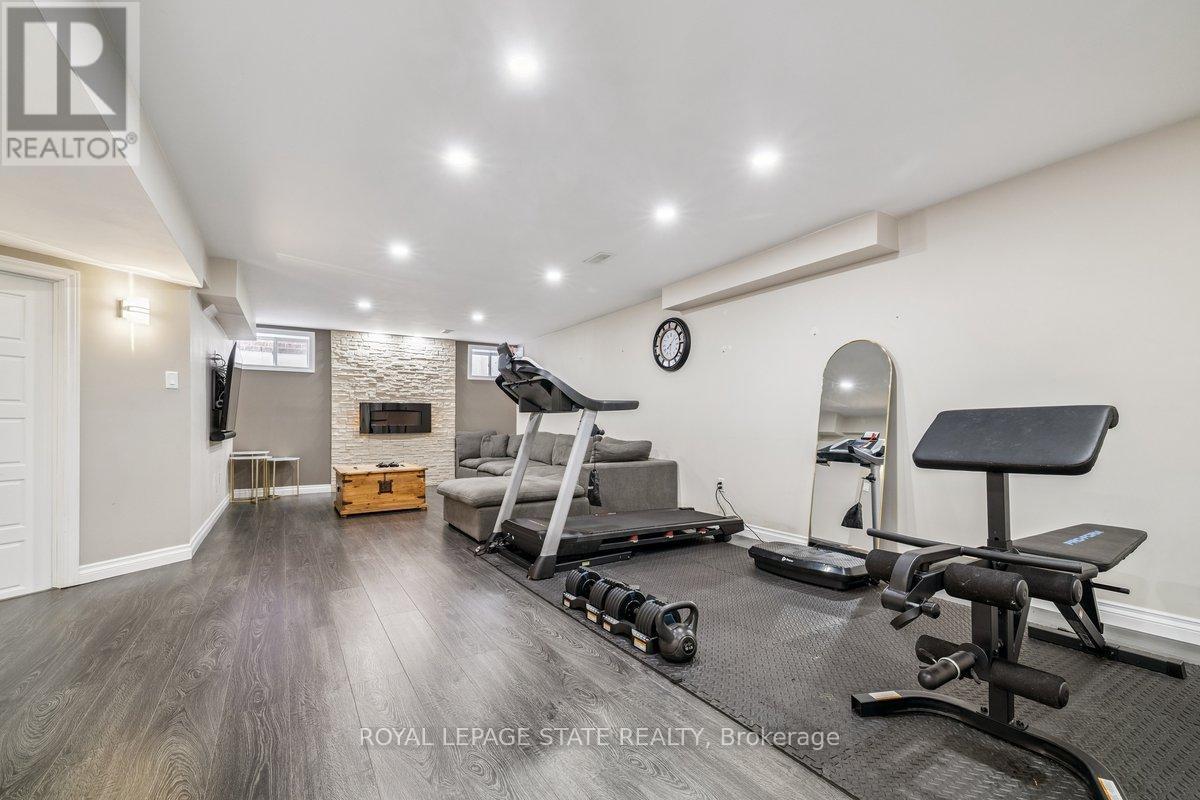 77 Peach Tree Lane, Grimsby, Ontario  L3M 0C1 - Photo 34 - X12927752