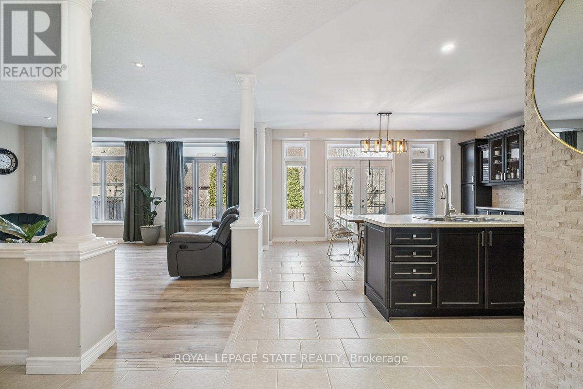 77 Peach Tree Lane, Grimsby, Ontario  L3M 0C1 - Photo 7 - X12927752