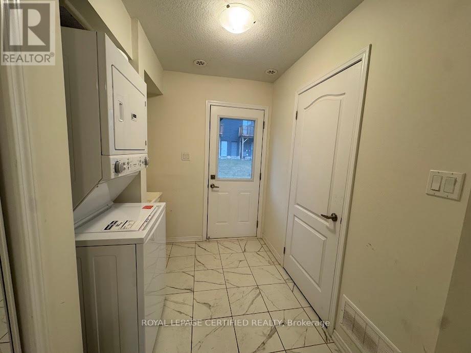 251 Gillespie Drive, Brantford, Ontario N3T 0W2 - Photo 21 - X12927770