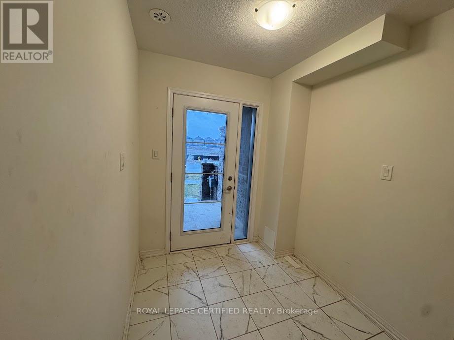 251 Gillespie Drive, Brantford, Ontario N3T 0W2 - Photo 22 - X12927770