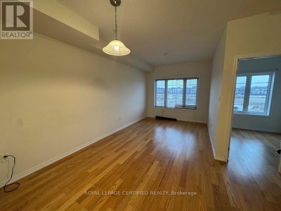 251 Gillespie Drive, Brantford, Ontario N3T 0W2 - Photo 6 - X12927770