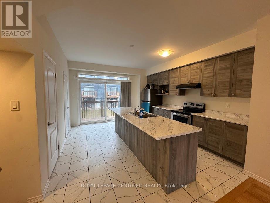 251 Gillespie Drive, Brantford, Ontario N3T 0W2 - Photo 9 - X12927770