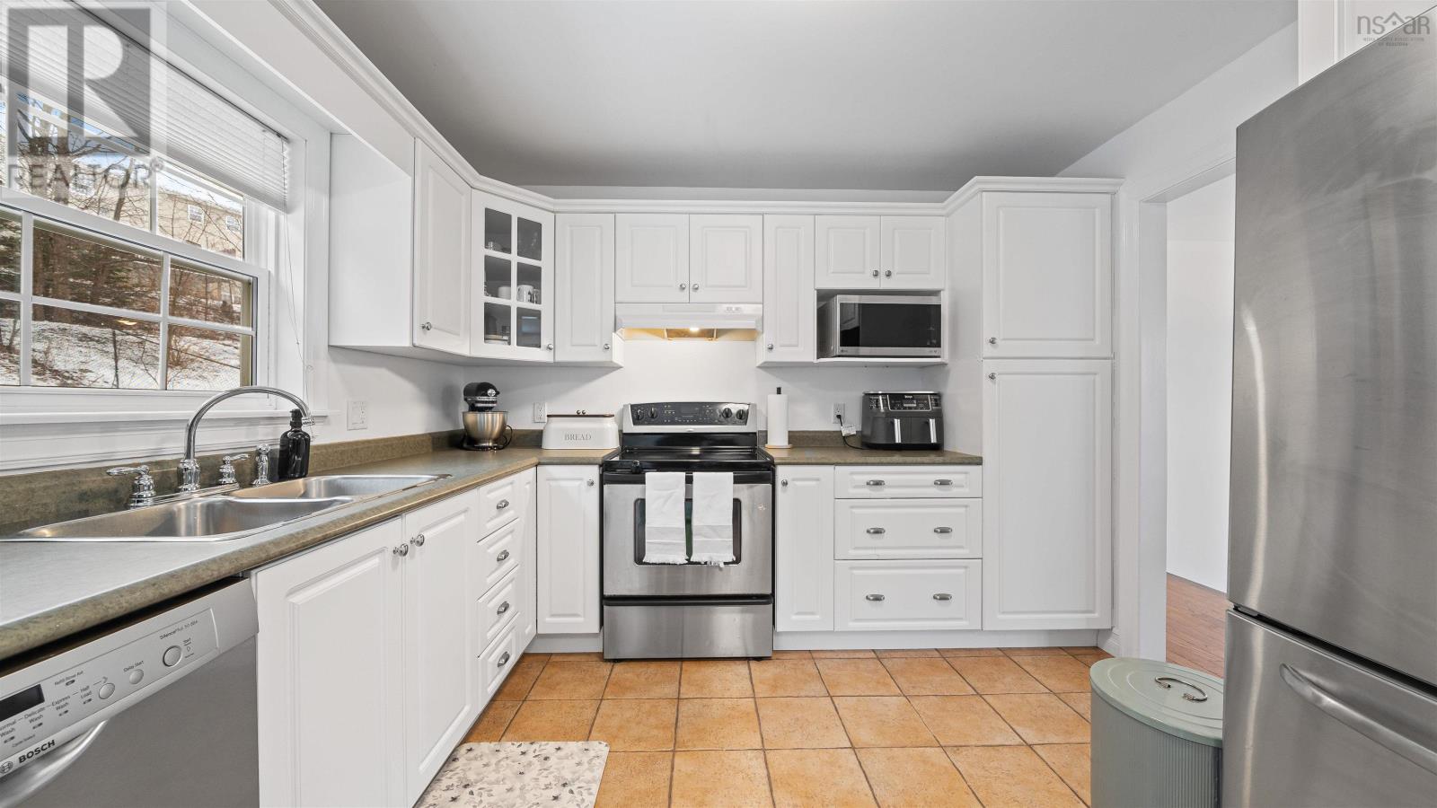 118 Tenon Drive, Middle Sackville, Nova Scotia  B4E 3J5 - Photo 8 - 202605639