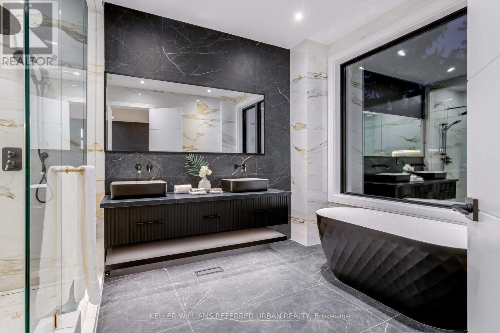 33 Twelfth Street, Toronto, Ontario  M8V 3G8 - Photo 27 - W12912292