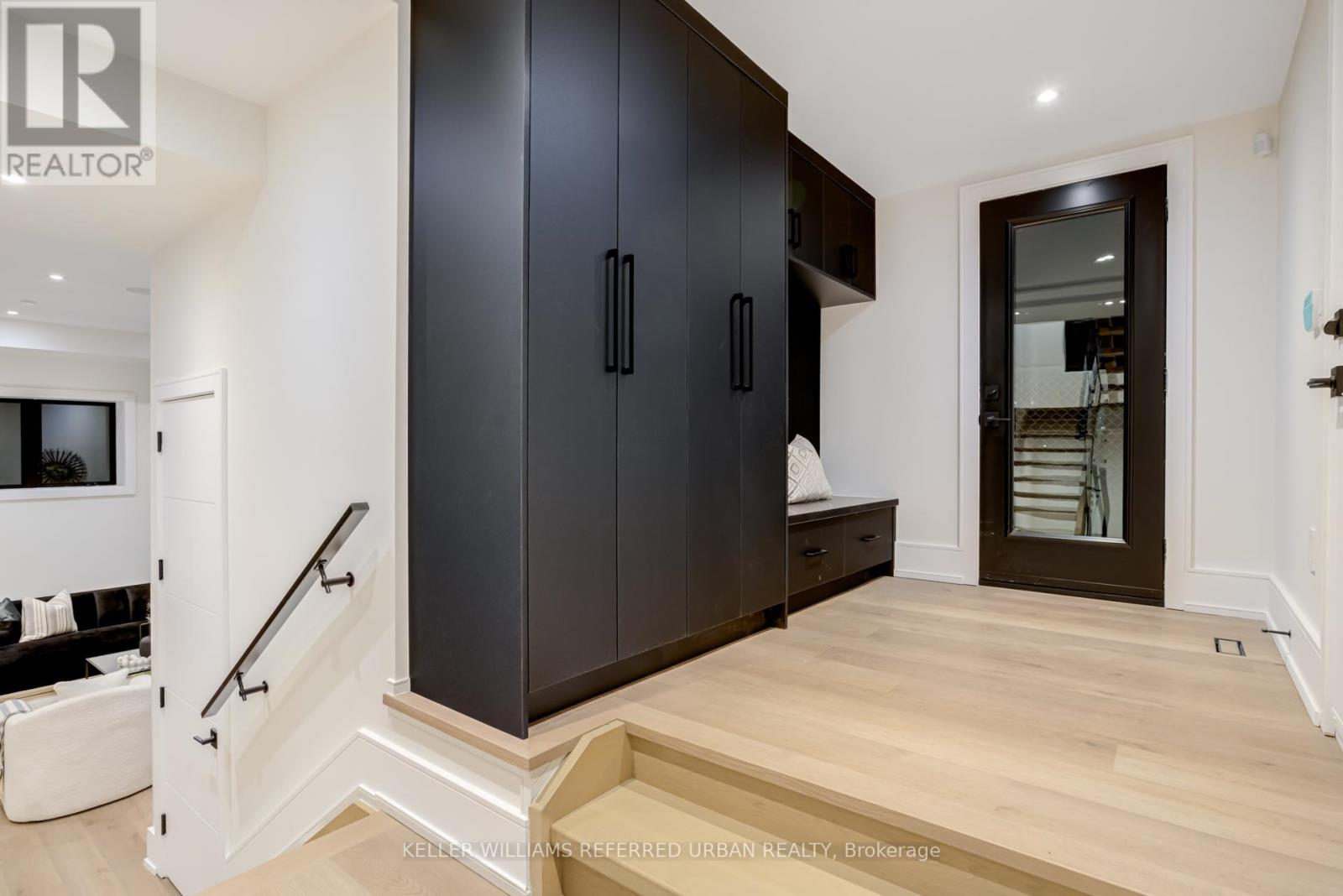 33 Twelfth Street, Toronto, Ontario  M8V 3G8 - Photo 42 - W12912292