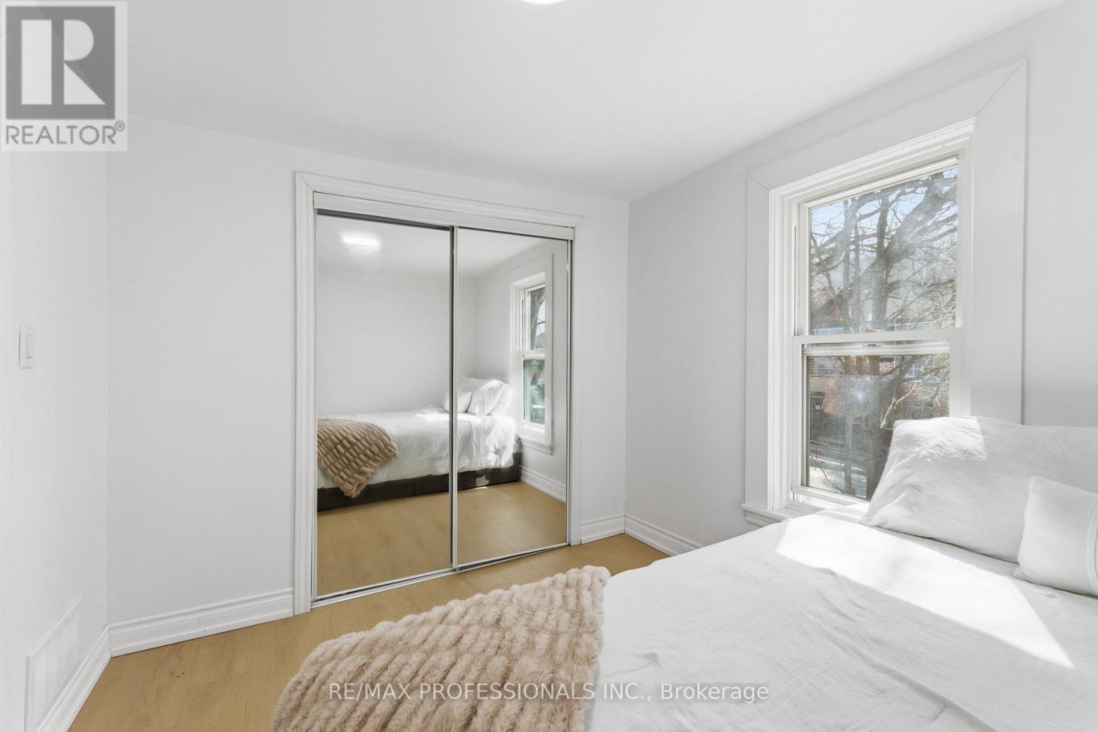 14 Kidd Avenue, Grimsby, Ontario  L3M 3S3 - Photo 23 - X12926088