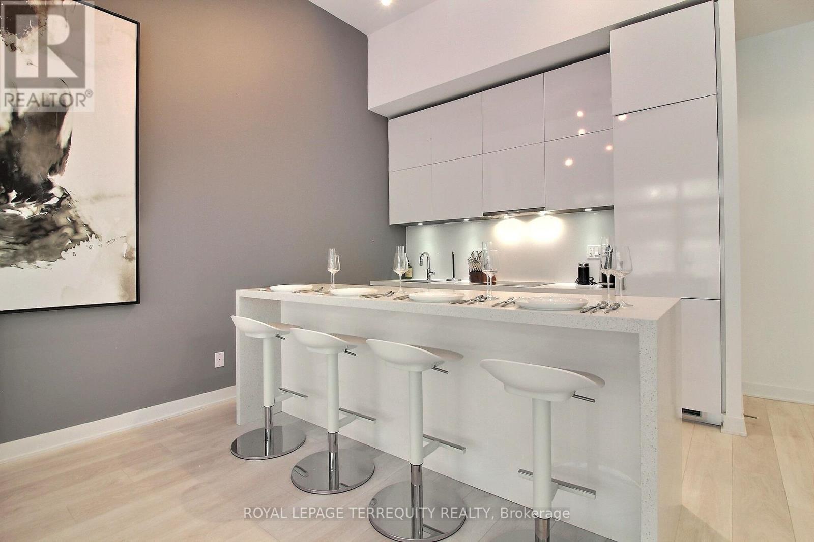 306 - 188 CUMBERLAND STREET, Toronto, Ontario