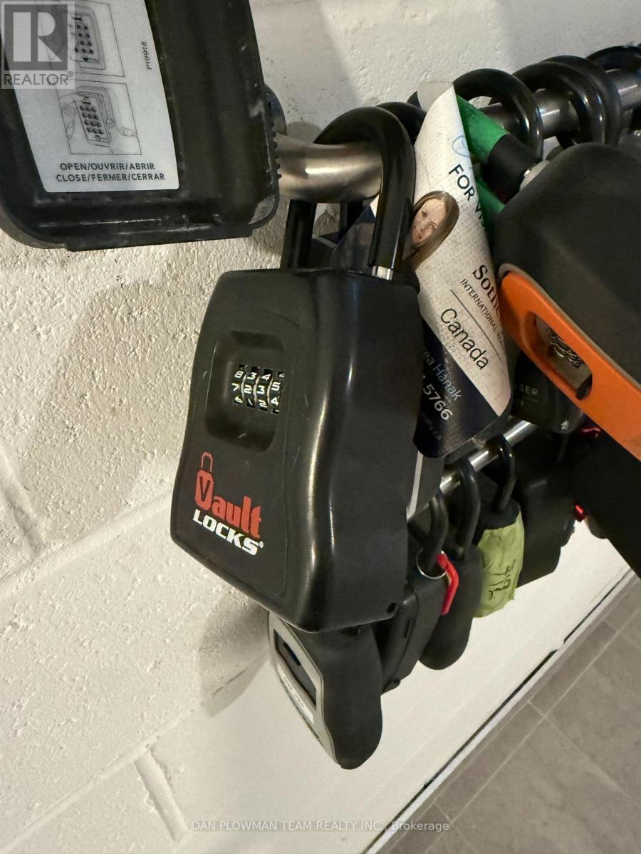 602 - 1010 Sandy Beach Road, Pickering, Ontario  L1W 3V9 - Photo 10 - E12896446