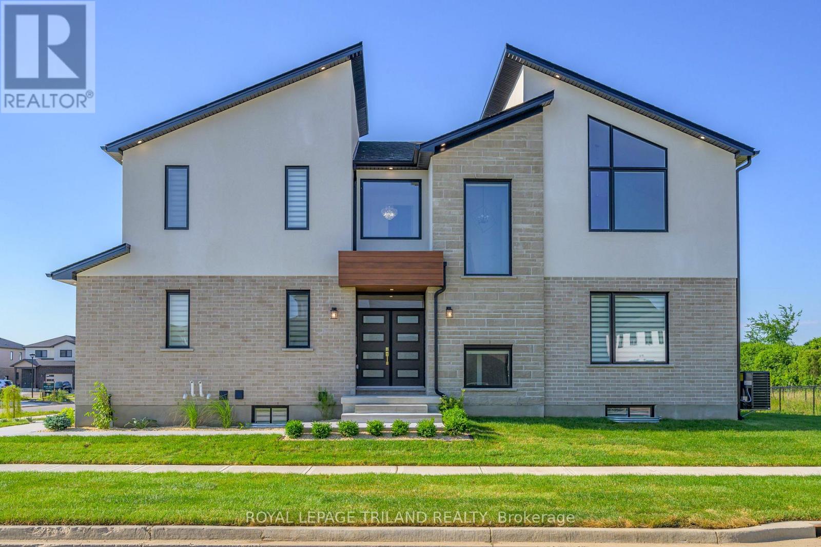 3741 SOMERSTON CRESCENT, London South, Ontario