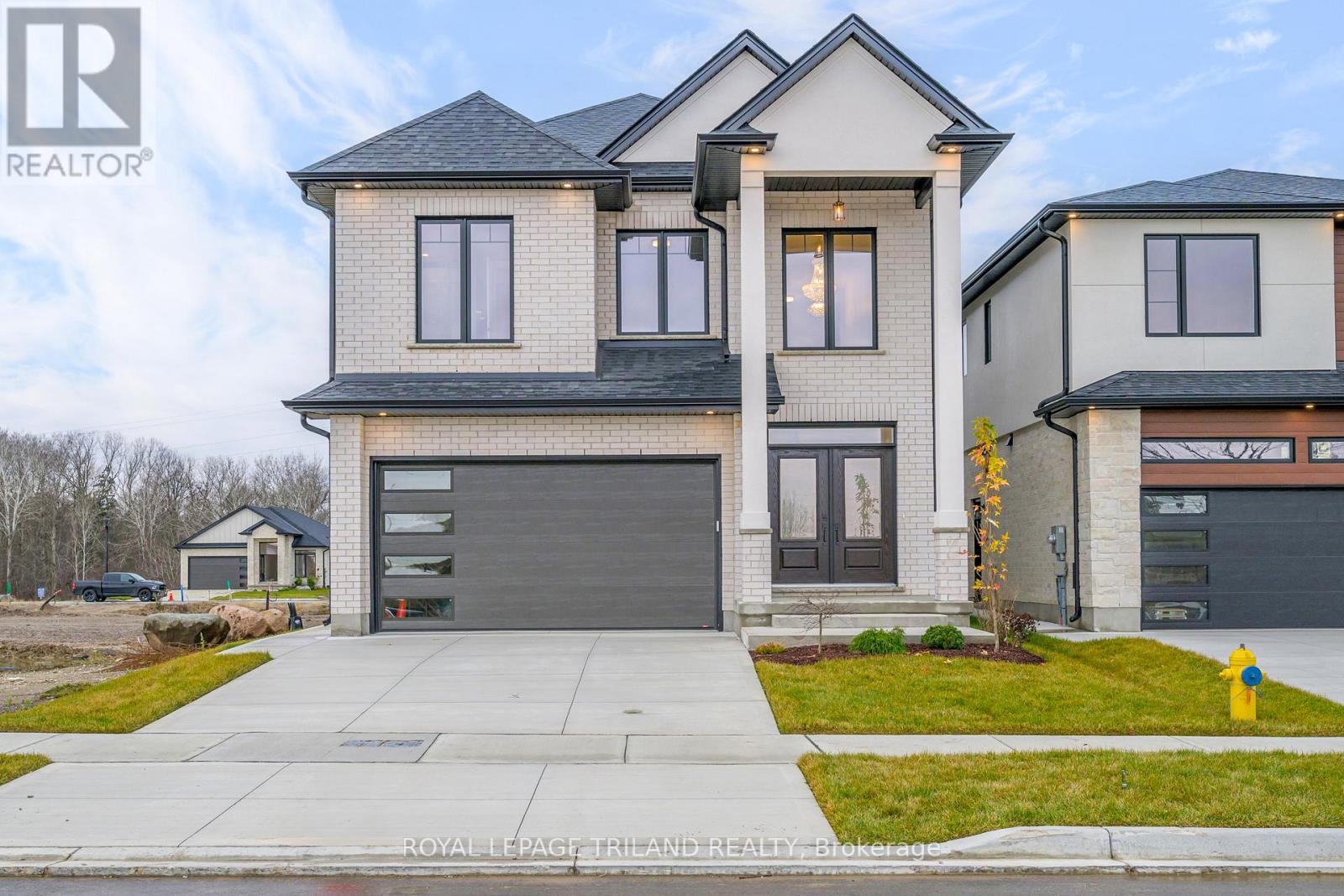 4211 LIBERTY CROSSING, London South, Ontario