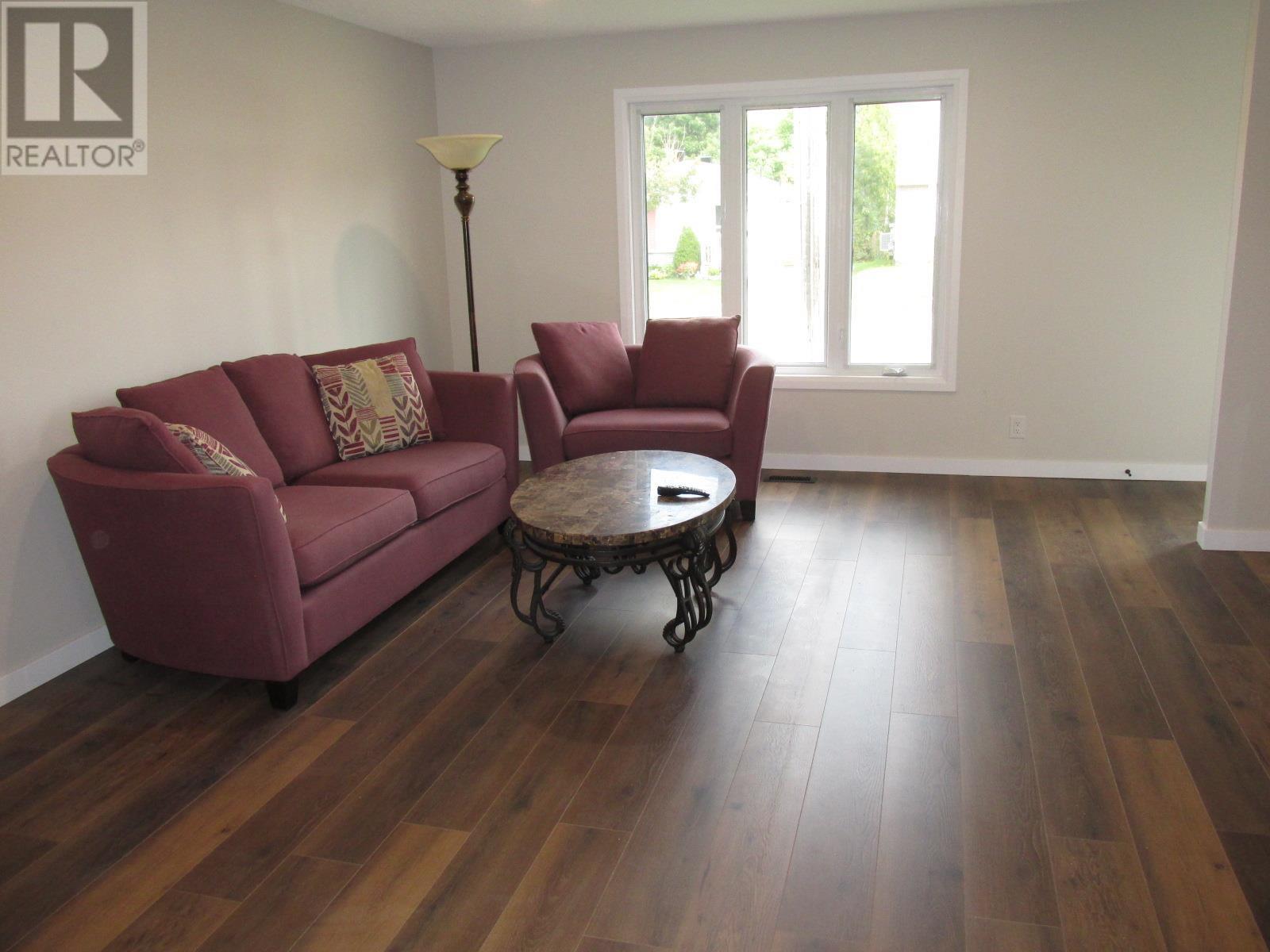 36 Hergott Ave, Elliot Lake, Ontario  P5A 3A8 - Photo 15 - SM260548