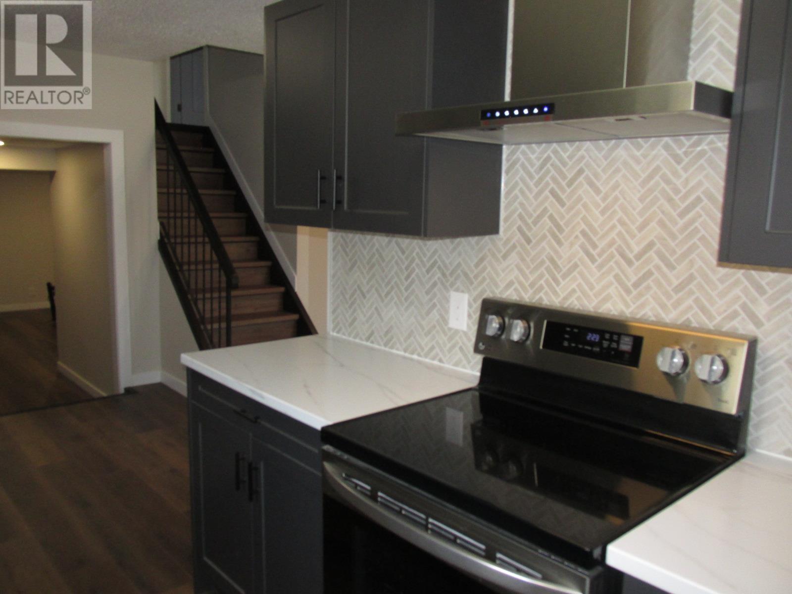 36 Hergott Ave, Elliot Lake, Ontario  P5A 3A8 - Photo 24 - SM260548