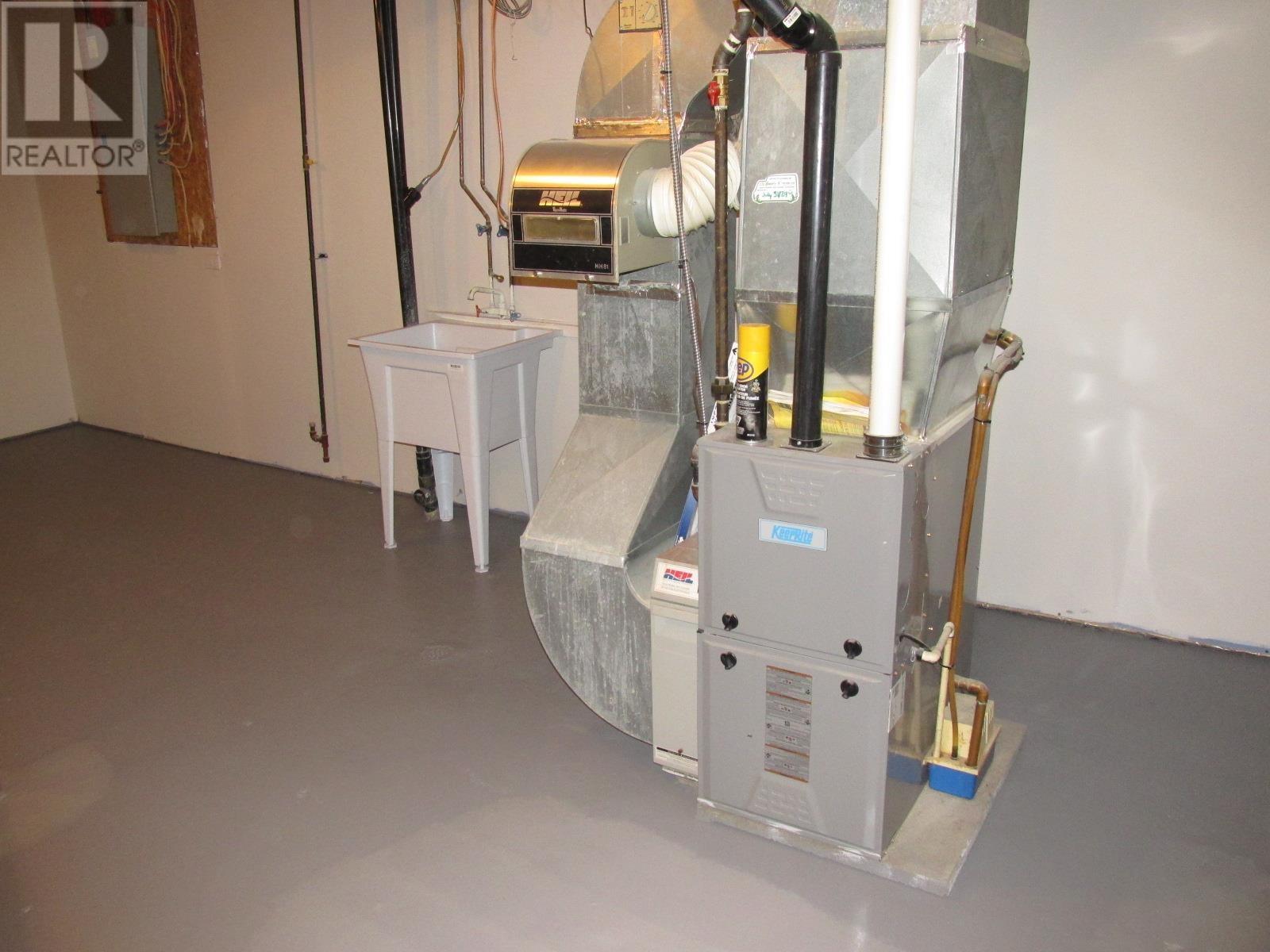 36 Hergott Ave, Elliot Lake, Ontario  P5A 3A8 - Photo 45 - SM260548