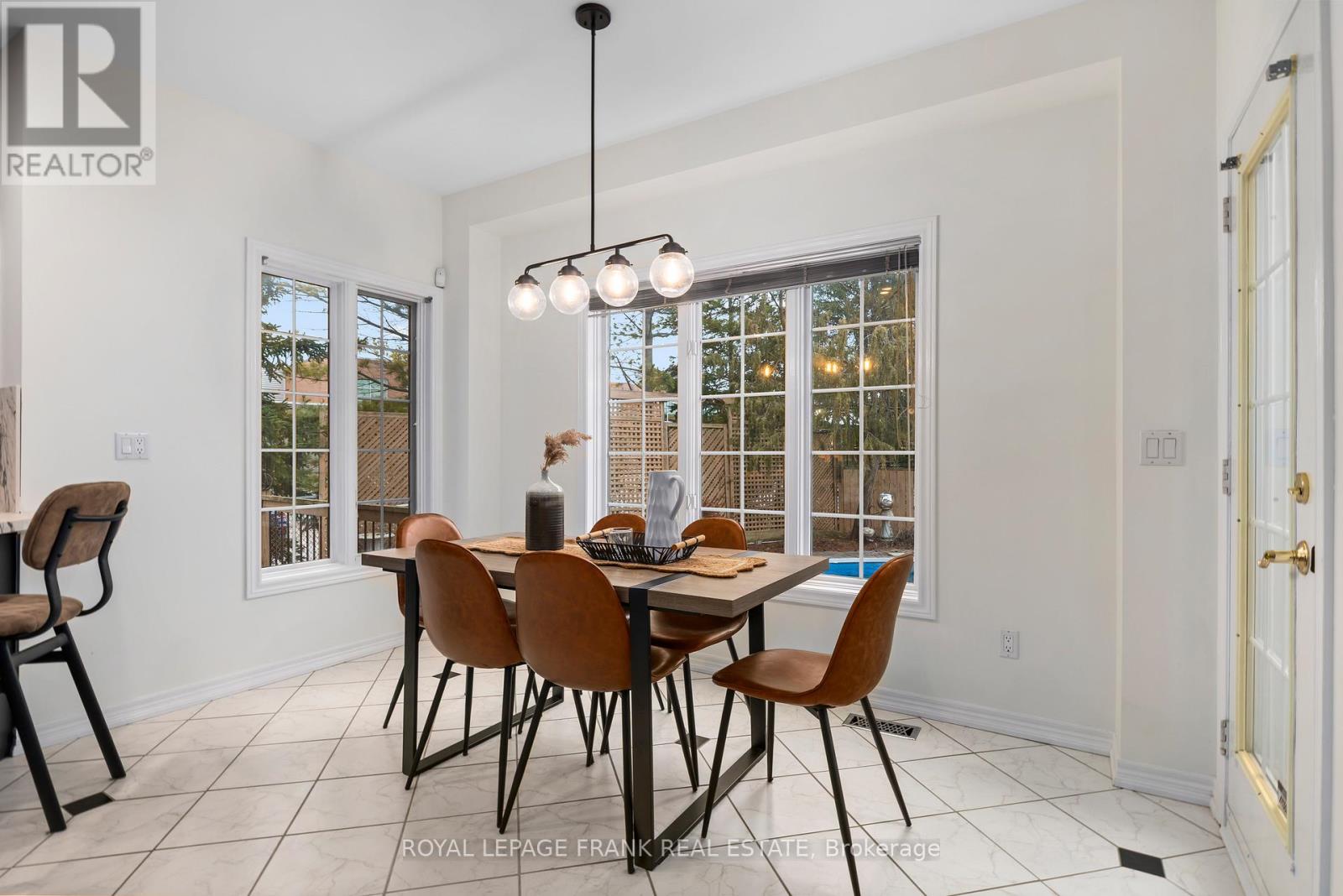 443 Delaney Drive, Ajax, Ontario  L1T 3Y6 - Photo 11 - E12928038