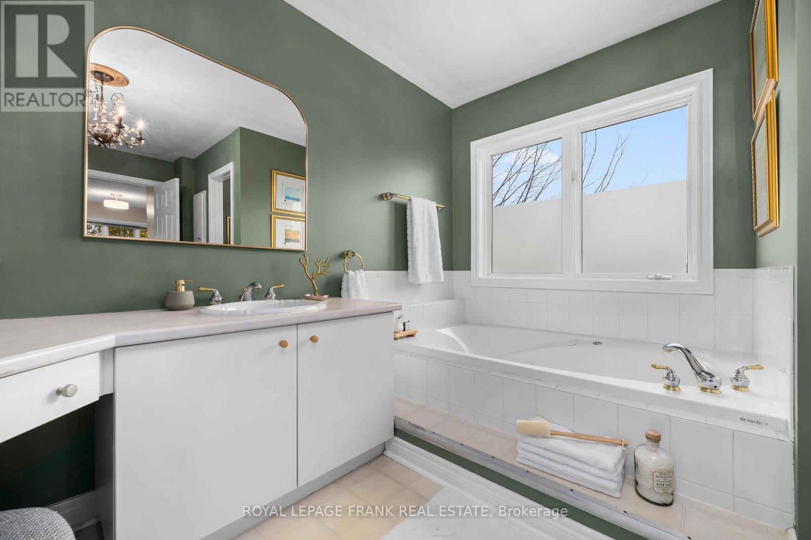 443 Delaney Drive, Ajax, Ontario  L1T 3Y6 - Photo 33 - E12928038