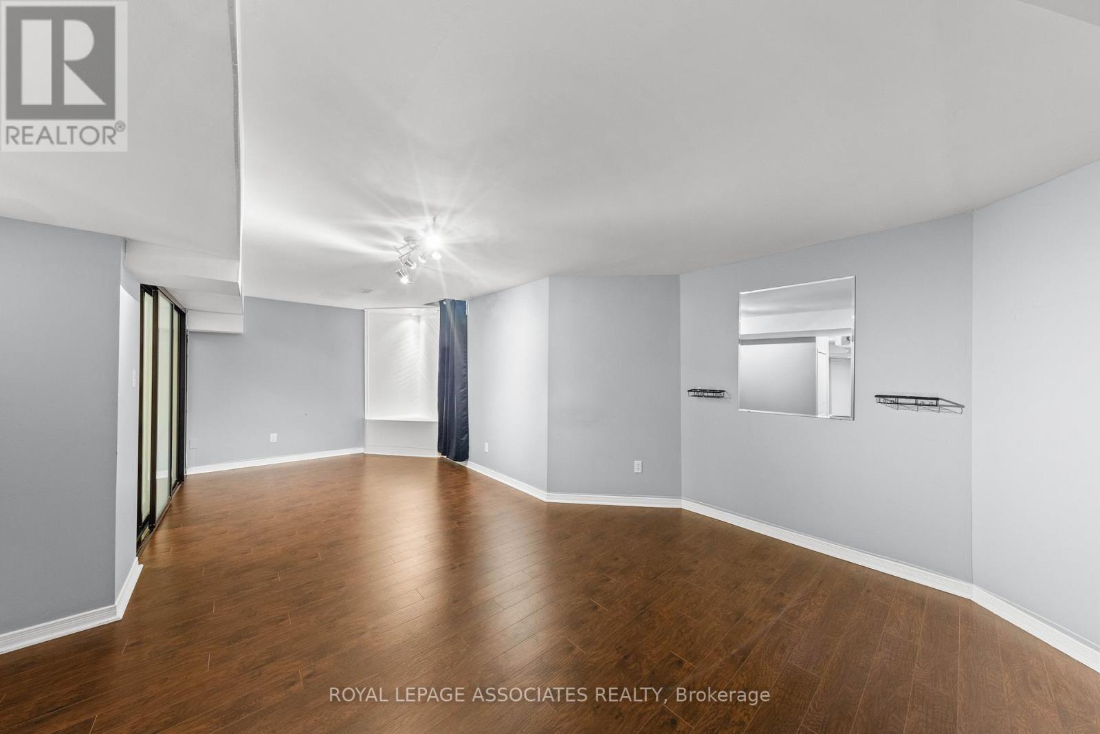 33 Hutton Crescent, Caledon, Ontario  L7C 1A3 - Photo 38 - W12923614