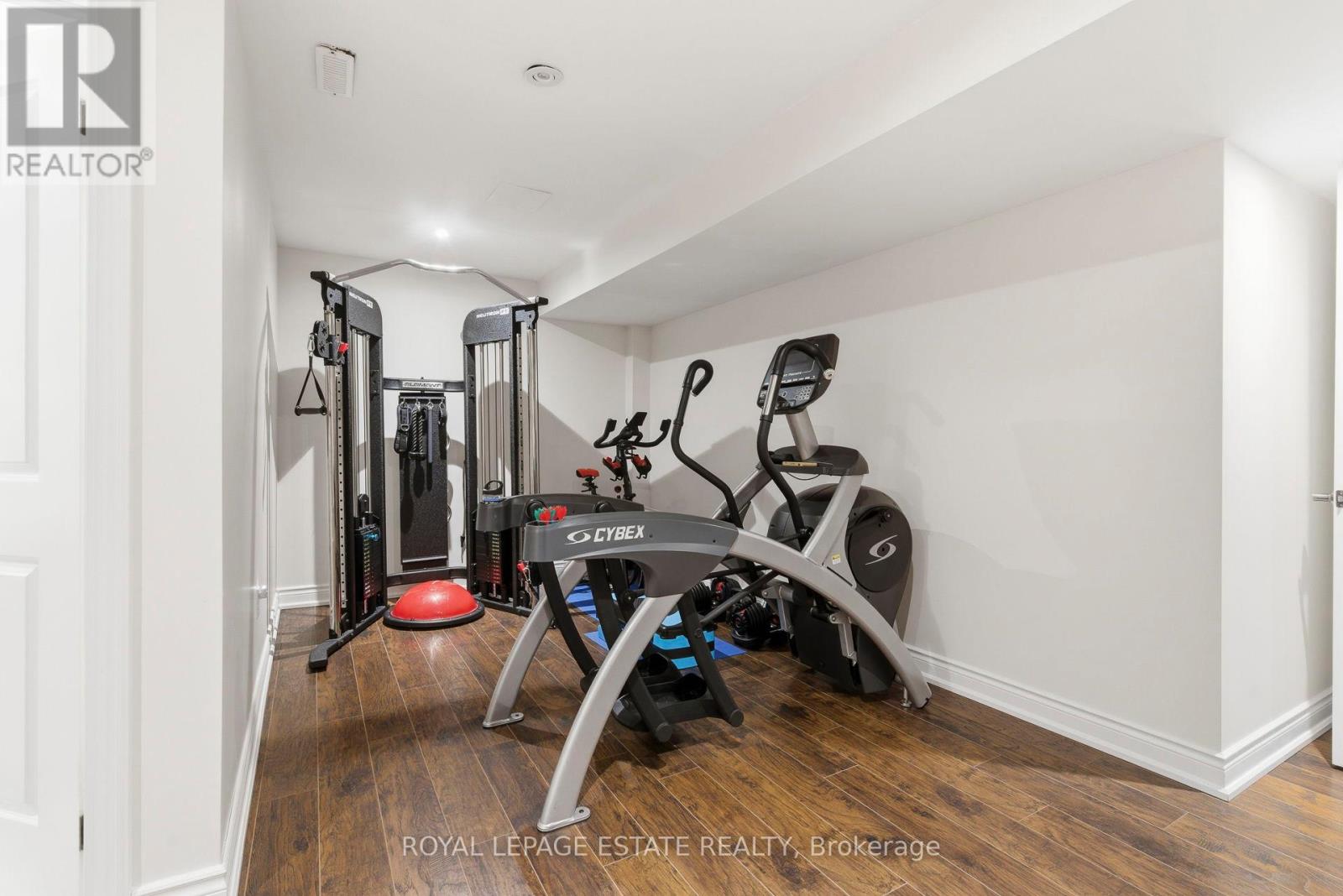 2372 Awenda Drive, Oakville, Ontario L6H 7P7 - Photo 36 - W12924544