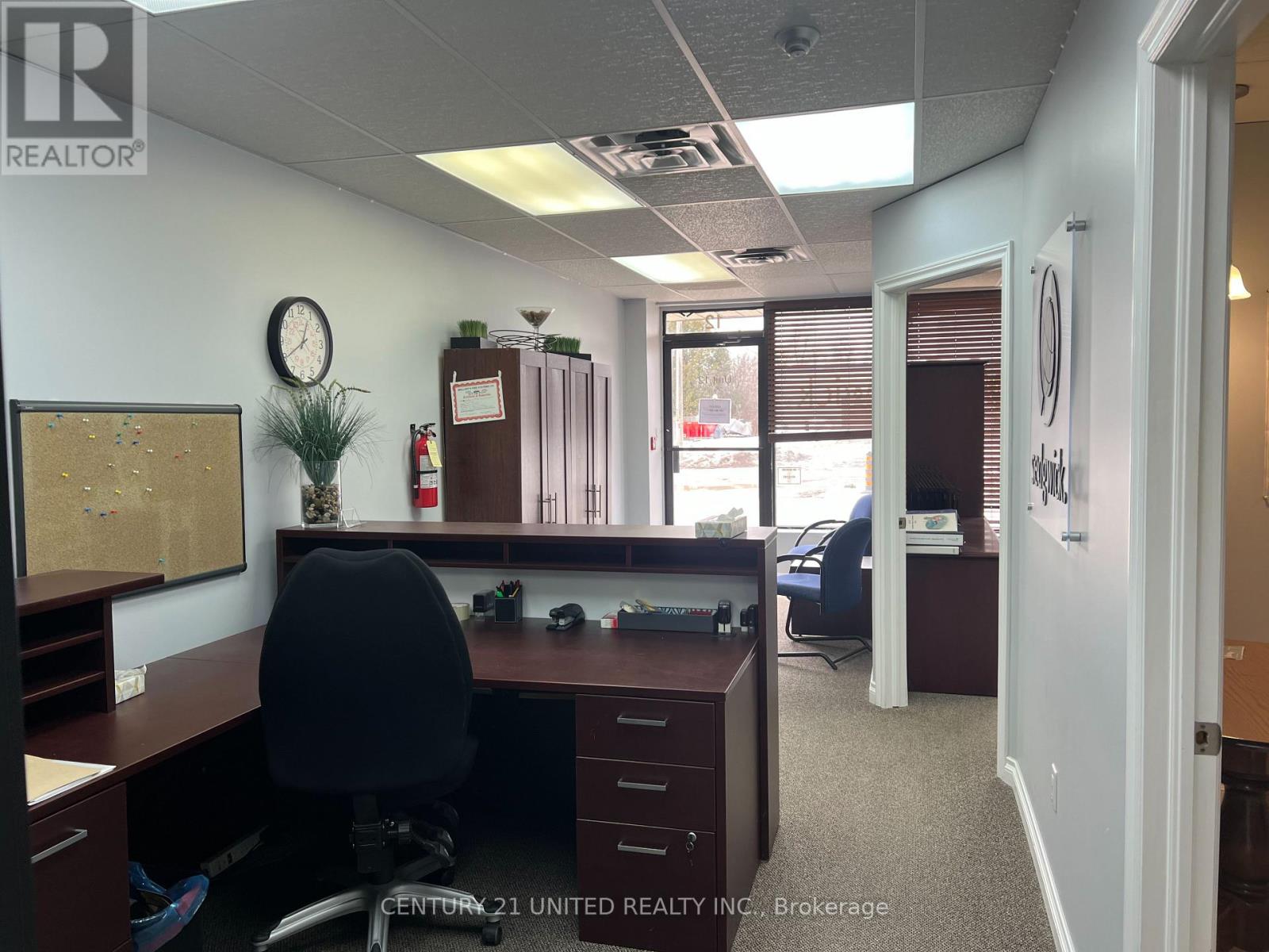 12 - 637 The Queensway, Peterborough, Ontario  K9J 7J6 - Photo 2 - X12927826