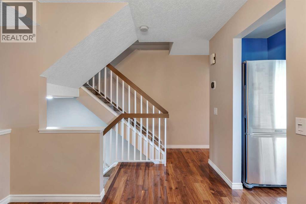 22 Coachway Green Sw, Calgary, Alberta  T3H 1V8 - Photo 11 - A2287388