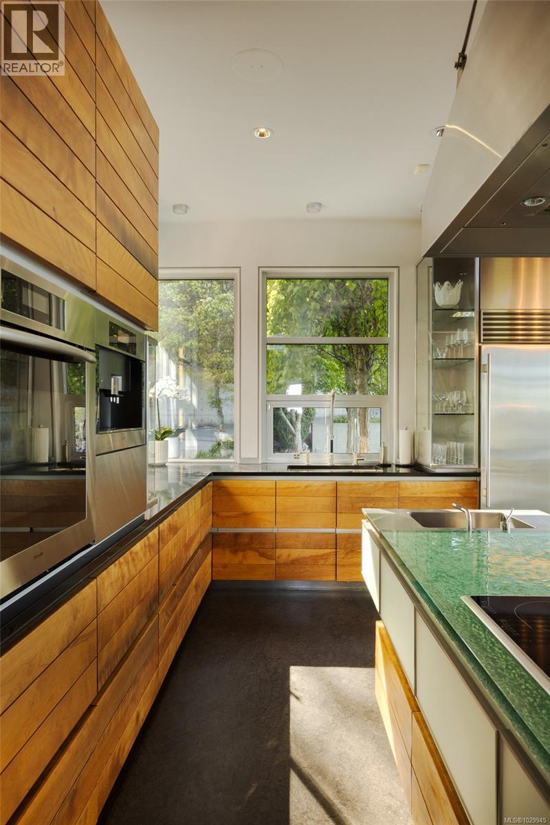 Lorem Ipsum Dolor, North Saanich, British Columbia  V8L  - Photo 18 - DEMO29524169