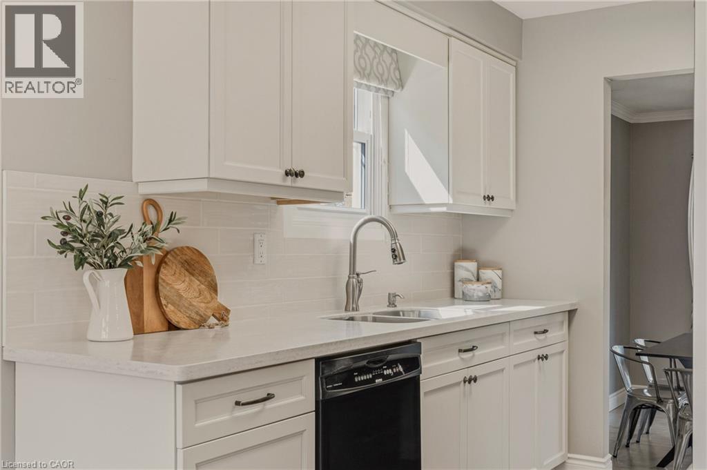 357 Rexford Drive, Hamilton, Ontario  L8W 1W1 - Photo 7 - 40814943