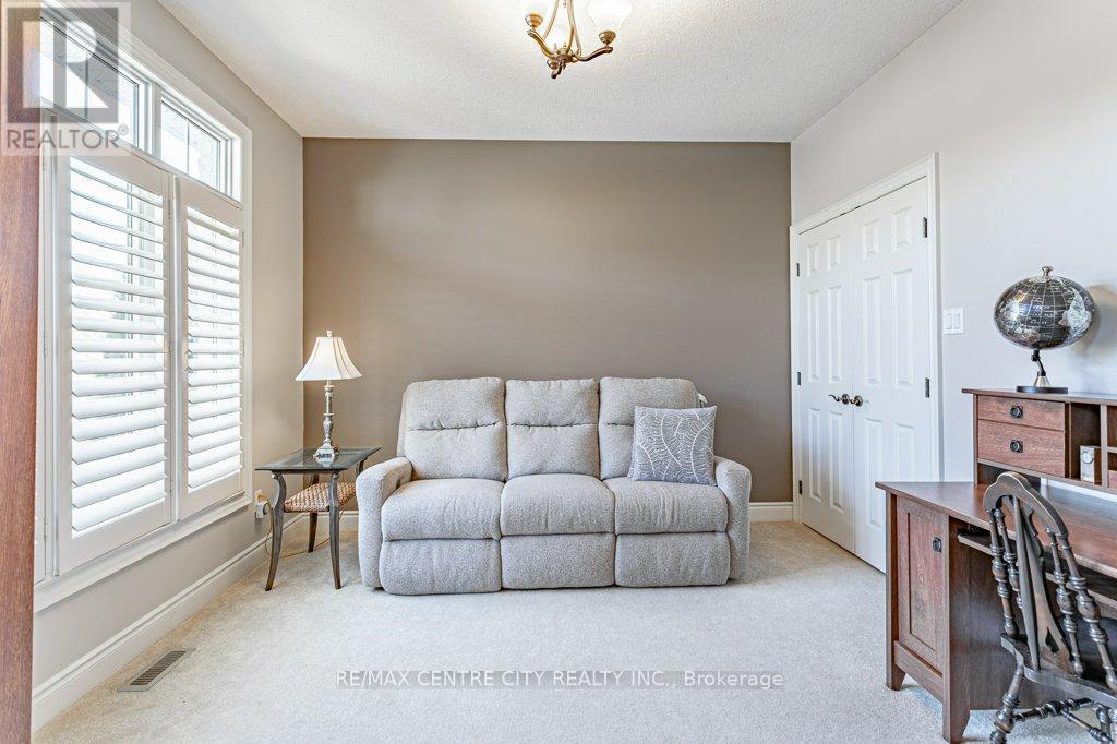 1533 Shore Road, London South, Ontario  N6K 4Z5 - Photo 11 - X12927892