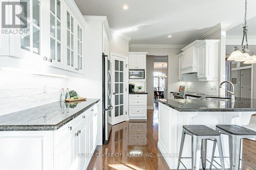 1533 Shore Road, London South, Ontario  N6K 4Z5 - Photo 18 - X12927892