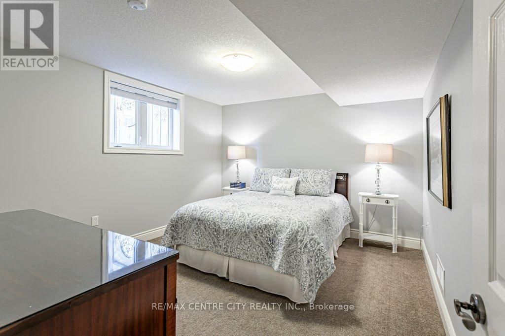 1533 Shore Road, London South, Ontario  N6K 4Z5 - Photo 33 - X12927892