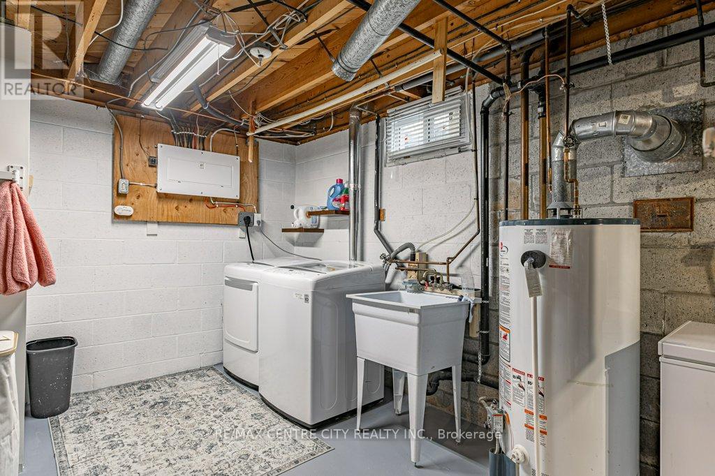 21 Strathcona Drive, London East, Ontario  N5W 1P7 - Photo 26 - X12927914