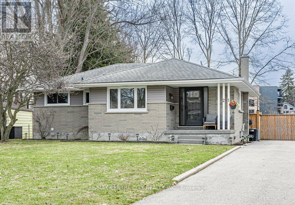 21 Strathcona Drive, London East, Ontario  N5W 1P7 - Photo 3 - X12927914