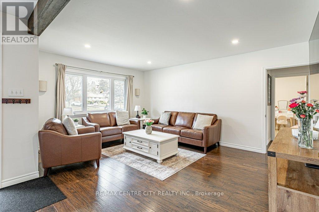 21 Strathcona Drive, London East, Ontario  N5W 1P7 - Photo 6 - X12927914