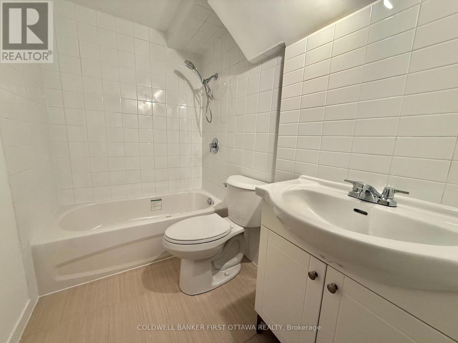 805 Taradale Drive, Ottawa, Ontario  K2J 5P3 - Photo 14 - X12927812