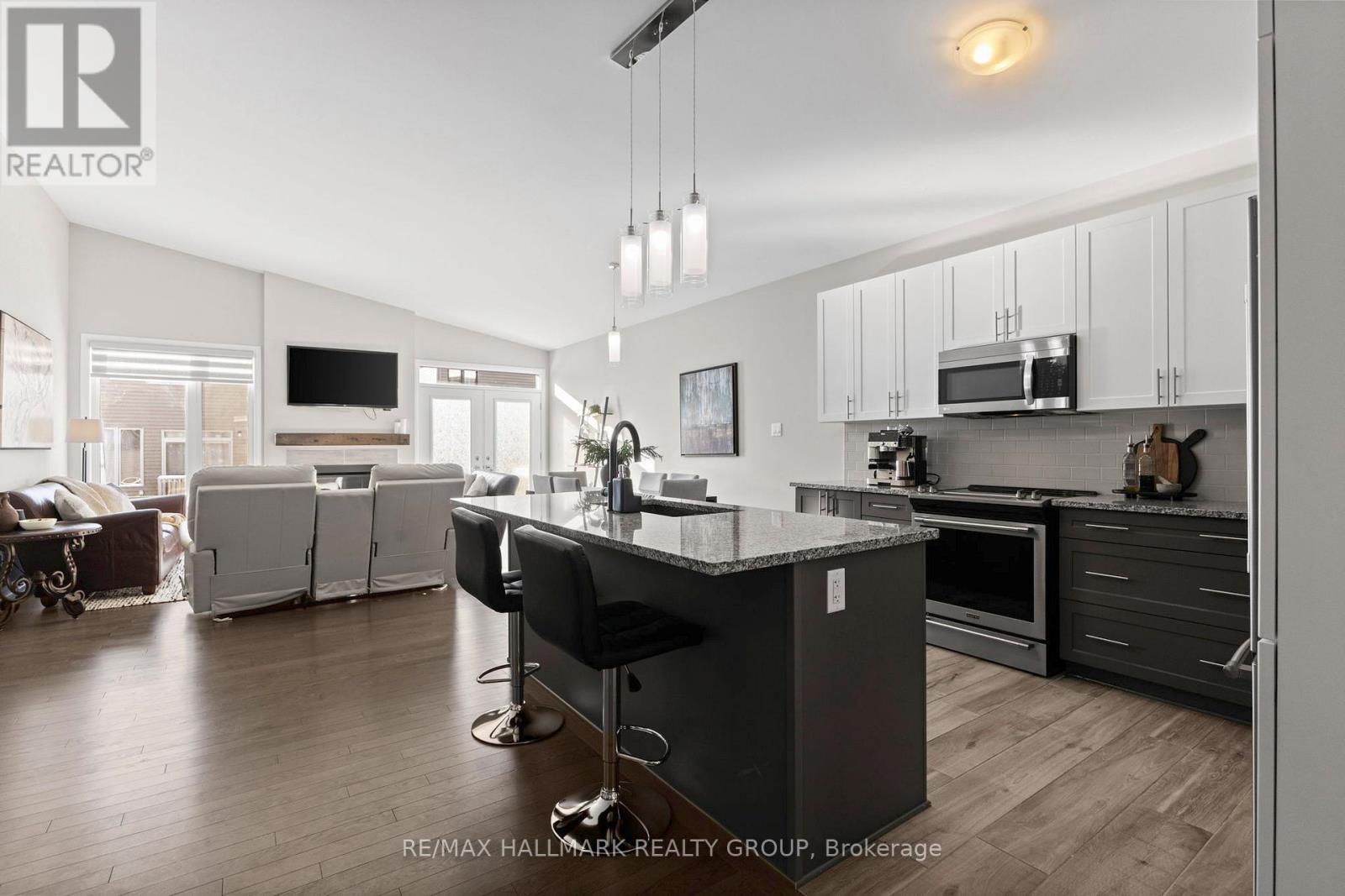 433 Sterling Avenue, Clarence-Rockland, Ontario  K4K 0M5 - Photo 4 - X12927926