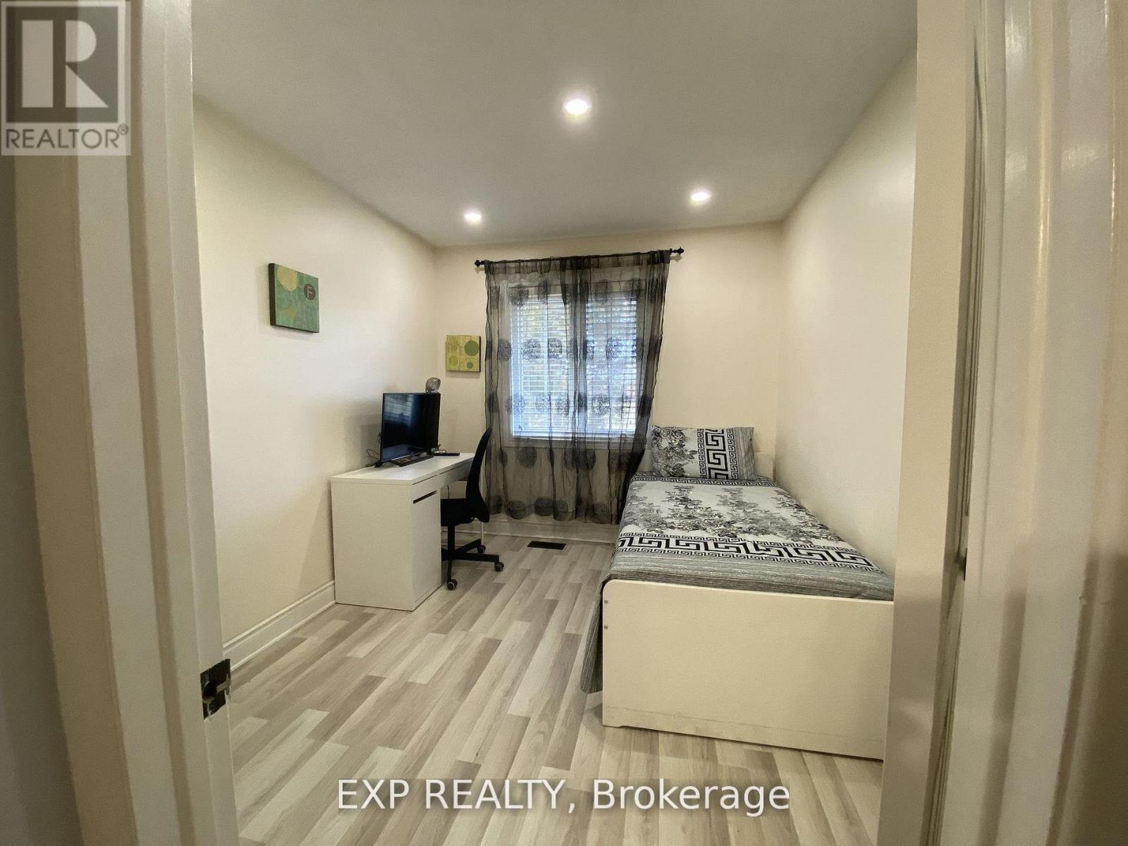 415 Kintyre Private, Ottawa, Ontario  K2C 3M9 - Photo 21 - X12927982