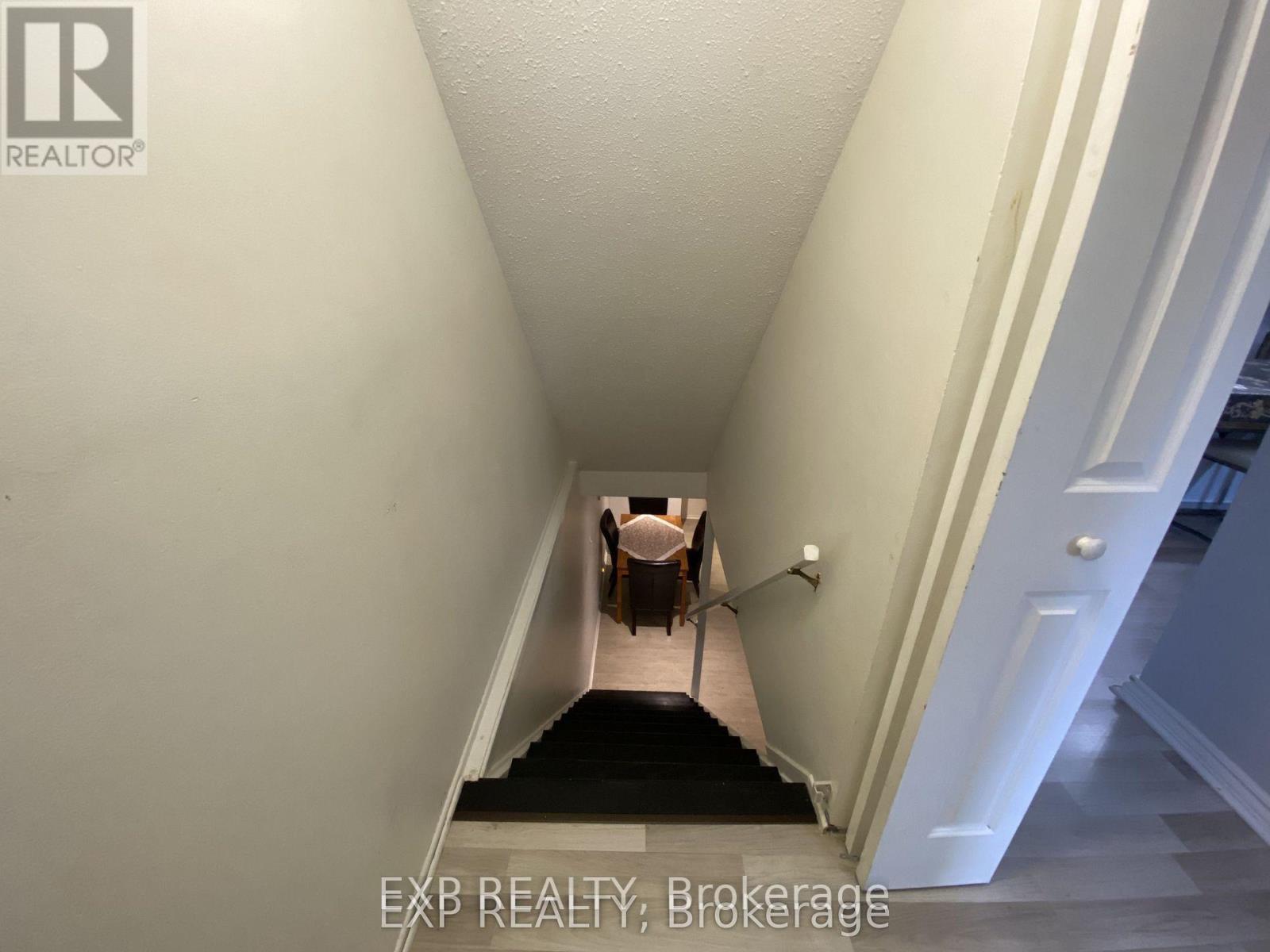 415 Kintyre Private, Ottawa, Ontario  K2C 3M9 - Photo 24 - X12927982