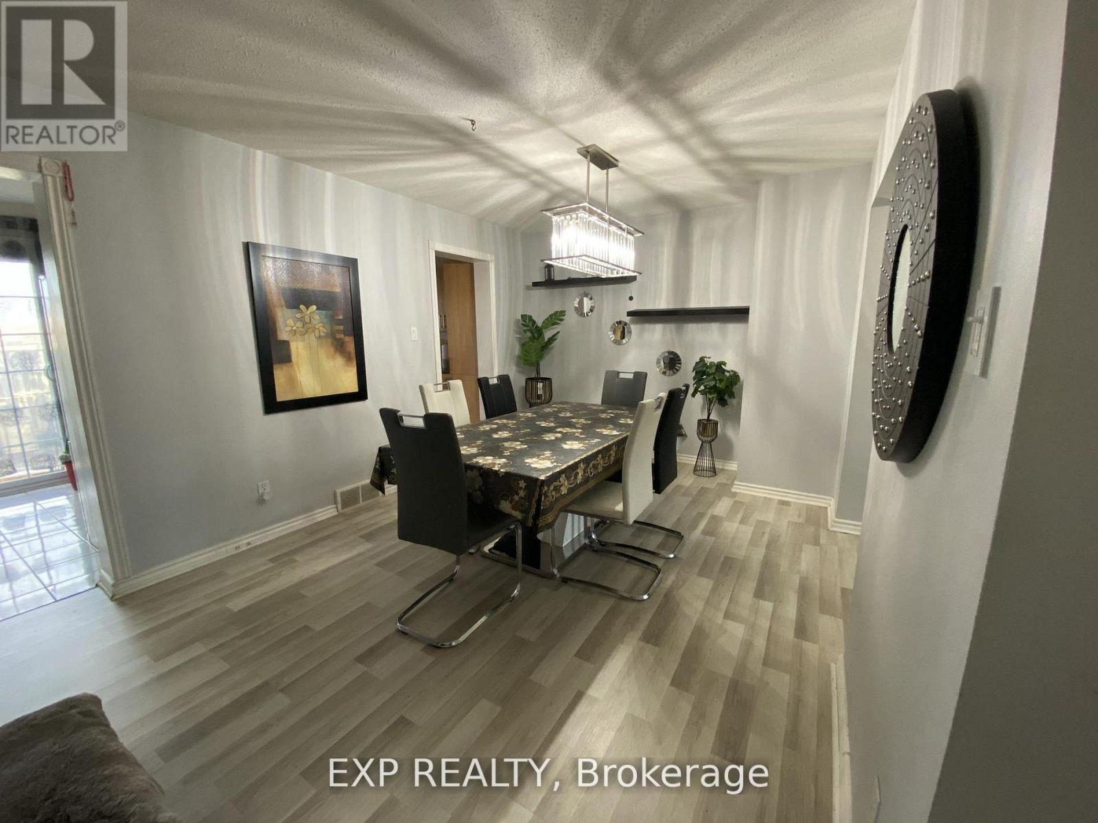 415 Kintyre Private, Ottawa, Ontario  K2C 3M9 - Photo 6 - X12927982