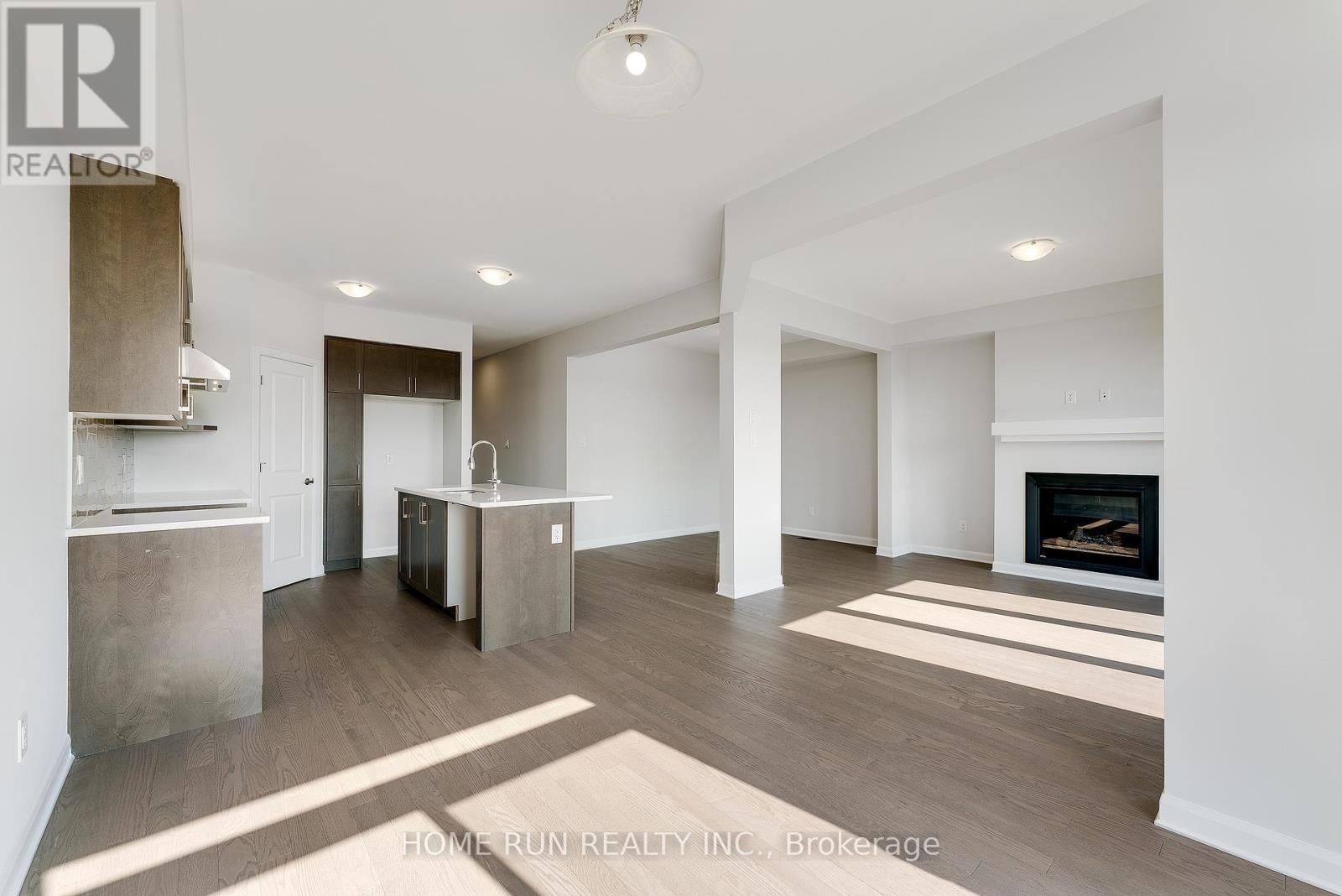 208 Elsie Macgill Walk, Ottawa, Ontario  K2W 0L5 - Photo 10 - X12927986