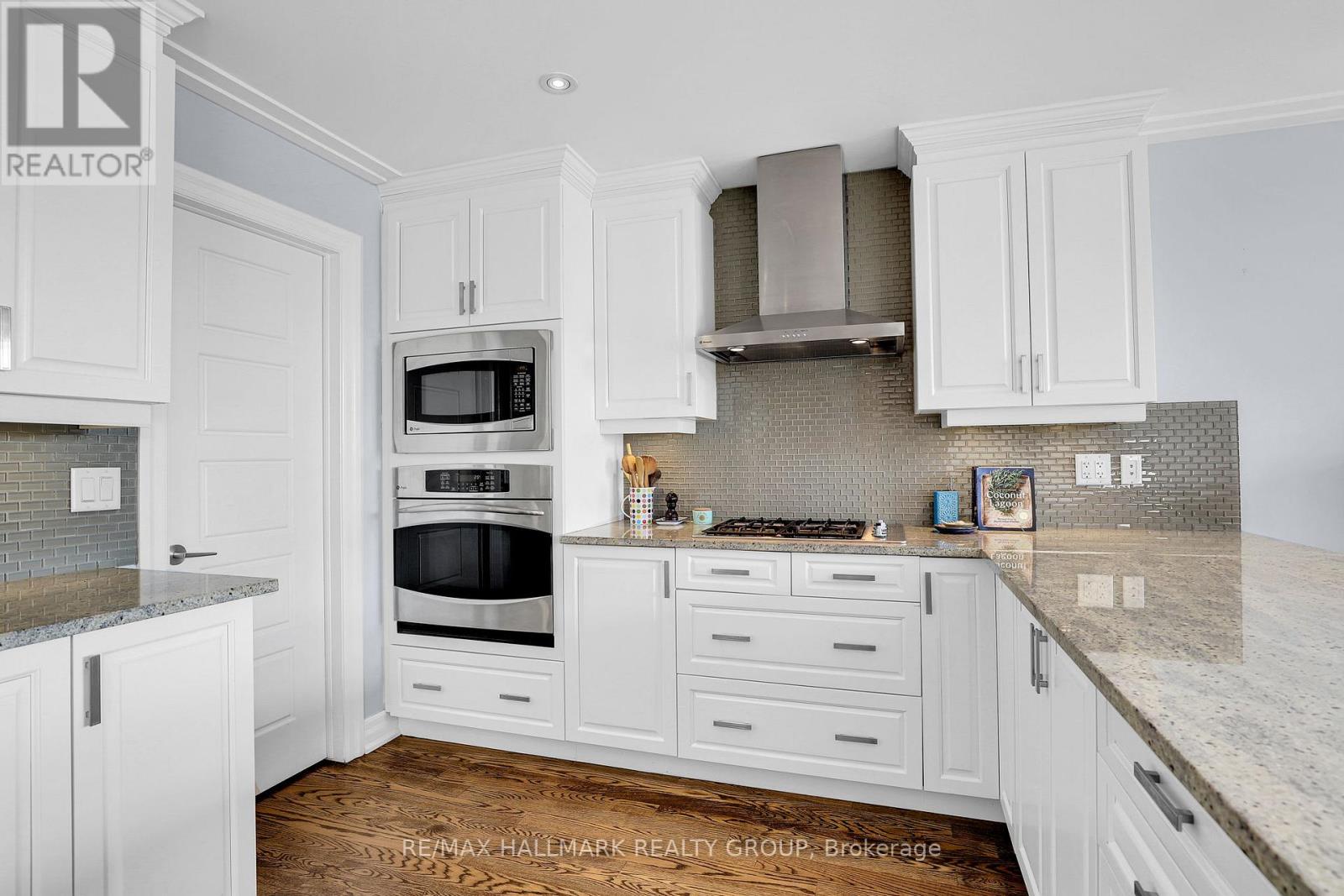 556 Edison Avenue, Ottawa, Ontario  K2A 1V4 - Photo 21 - X12850210