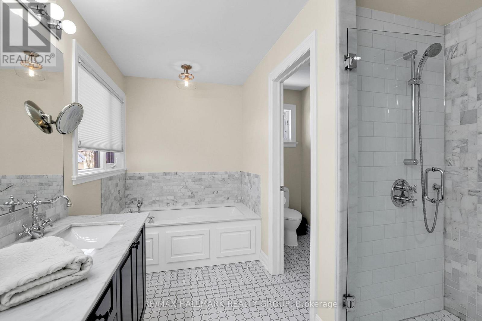 556 Edison Avenue, Ottawa, Ontario  K2A 1V4 - Photo 34 - X12850210