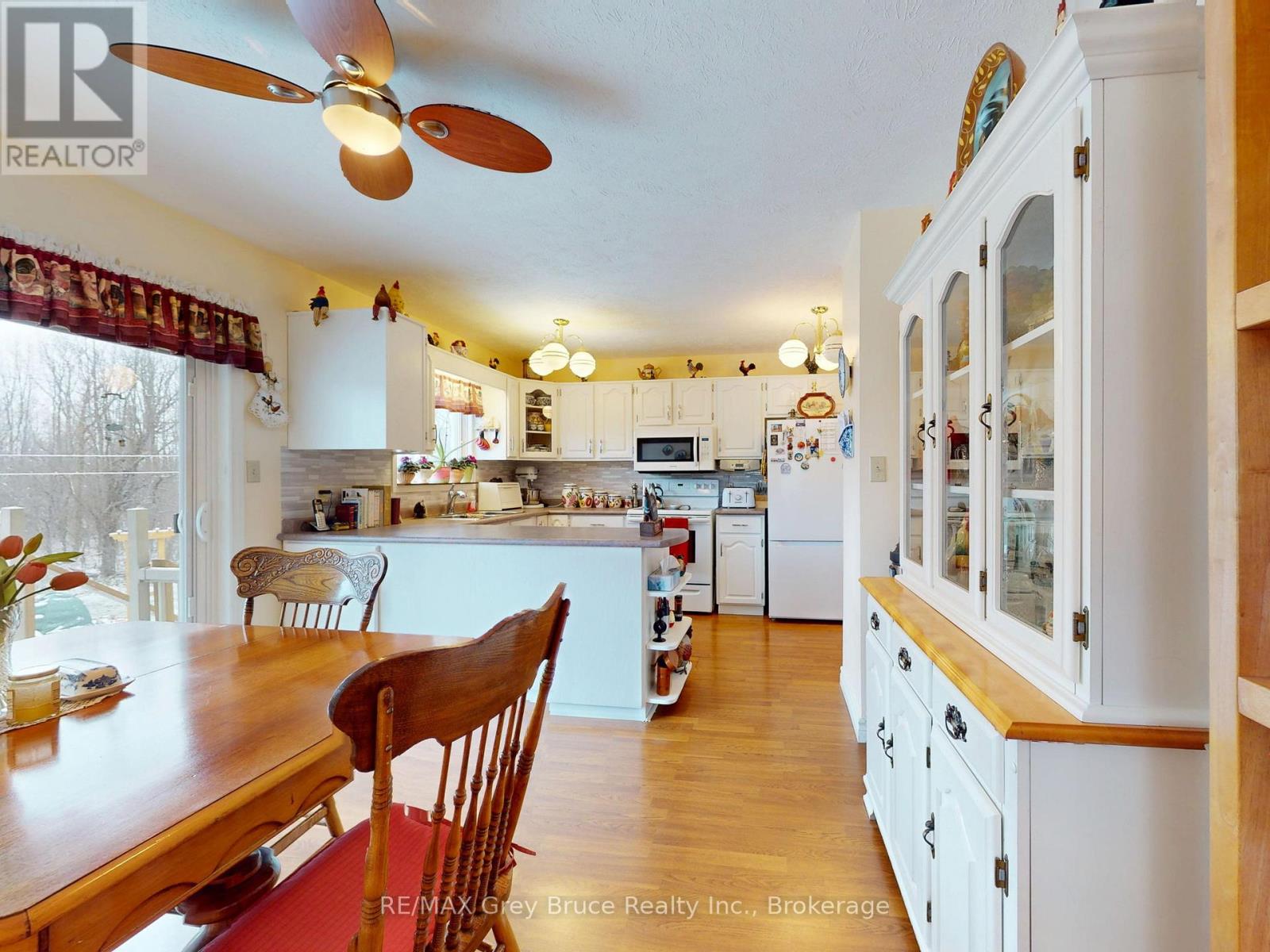 560 20th Street E, Owen Sound, Ontario N4K 2B6 - Photo 12 - X12927836