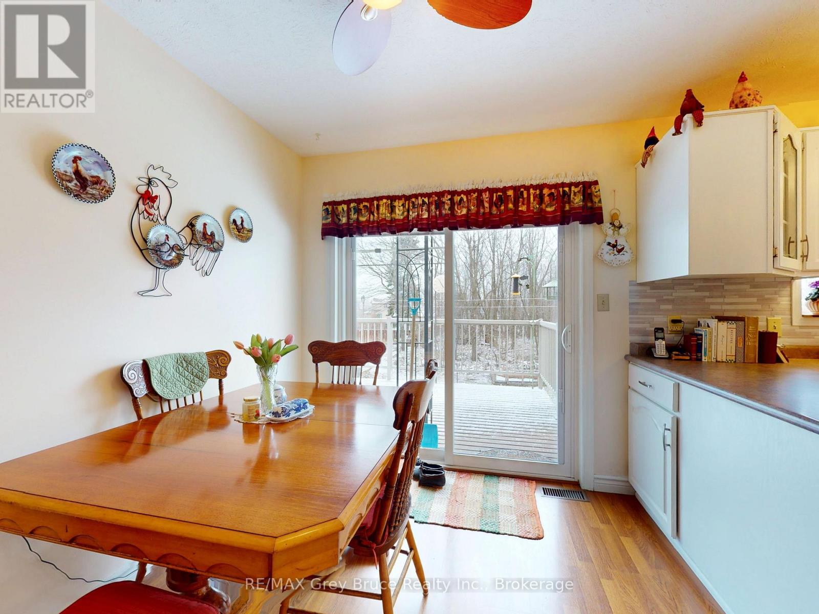 560 20th Street E, Owen Sound, Ontario N4K 2B6 - Photo 13 - X12927836