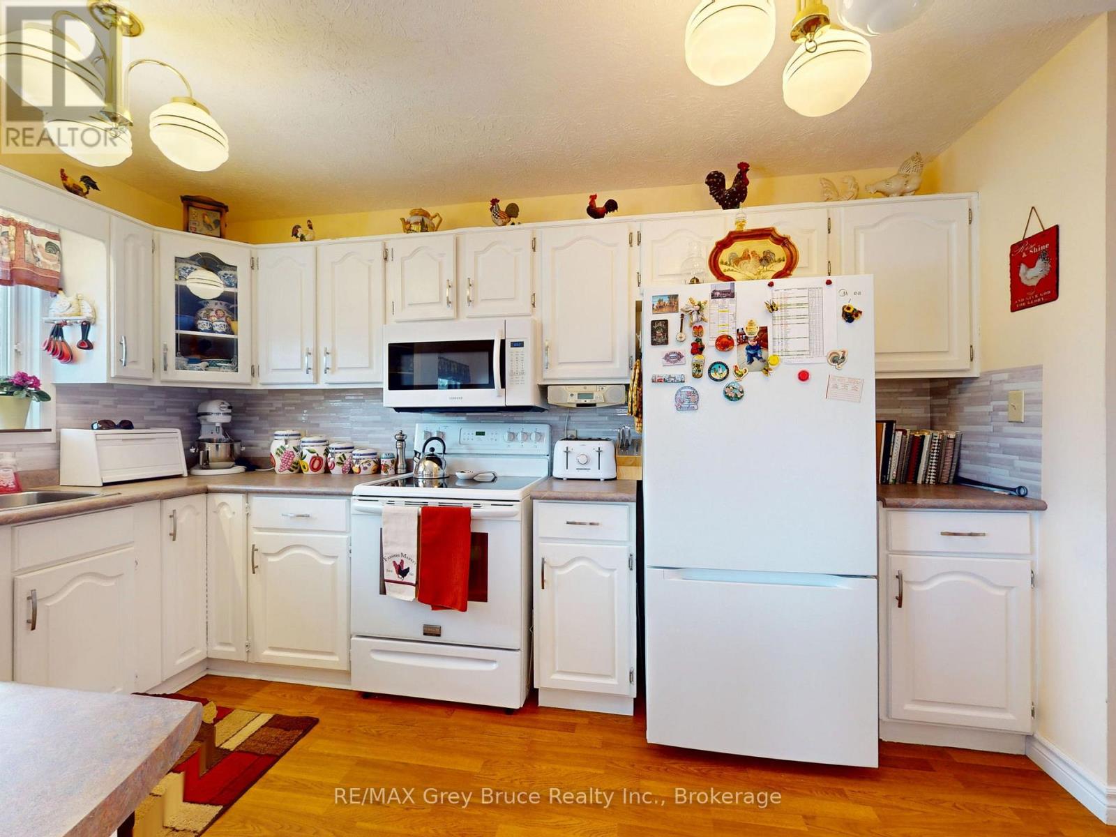 560 20th Street E, Owen Sound, Ontario N4K 2B6 - Photo 16 - X12927836