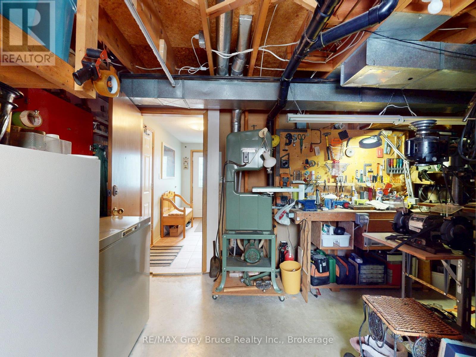 560 20th Street E, Owen Sound, Ontario N4K 2B6 - Photo 43 - X12927836