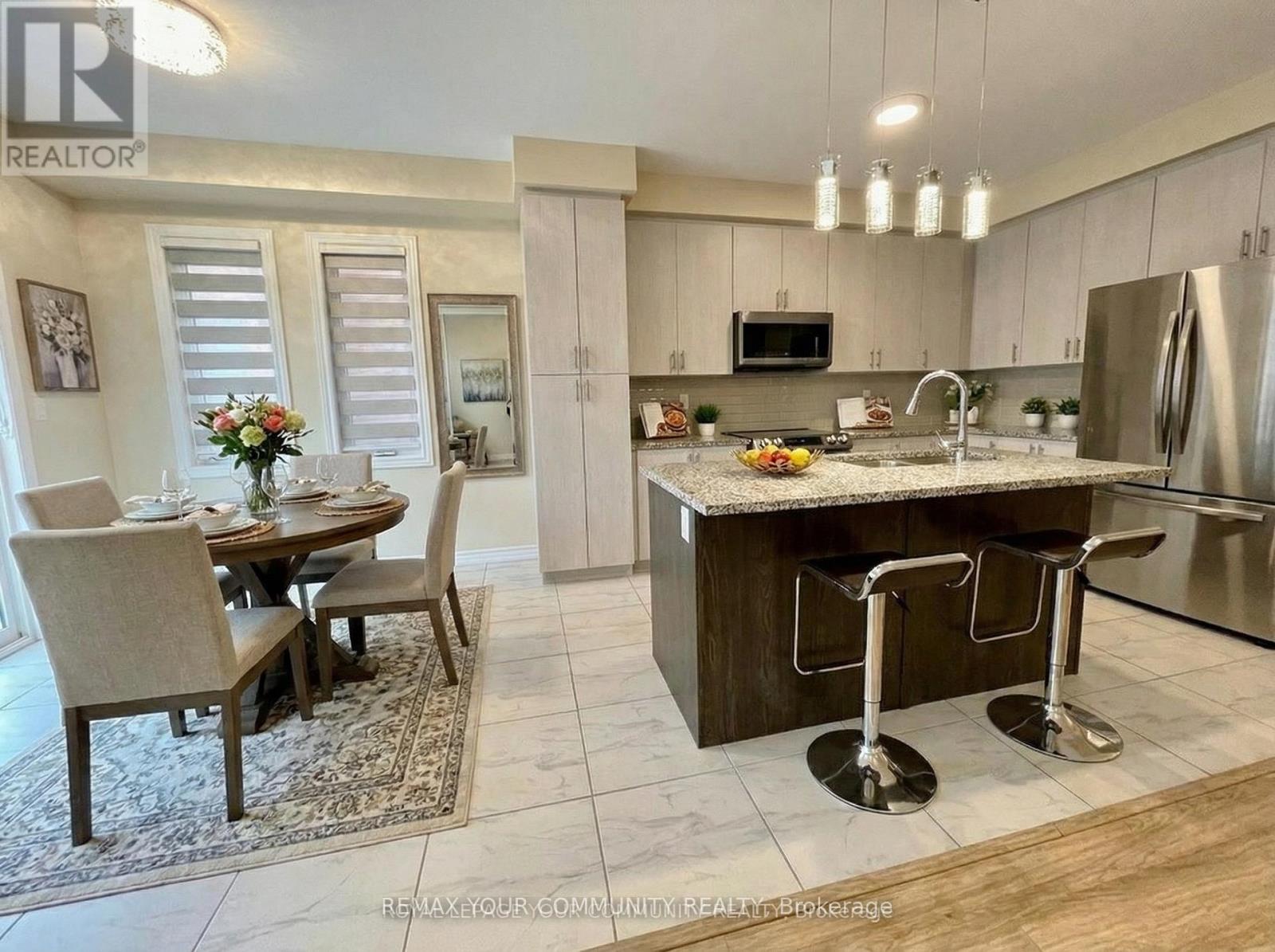 29 Hickling Lane, Ajax, Ontario  L1T 0P9 - Photo 8 - E12576492